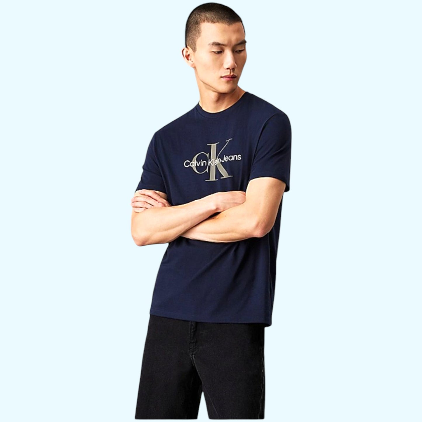 T-shirt Calvin Klein con monogramma EM286