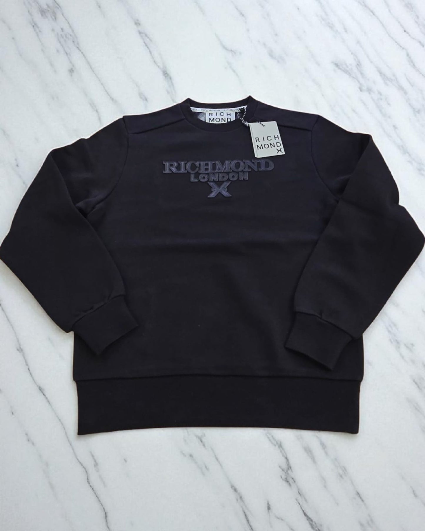 Felpa girocollo Richmond X con logo patch UMA25067