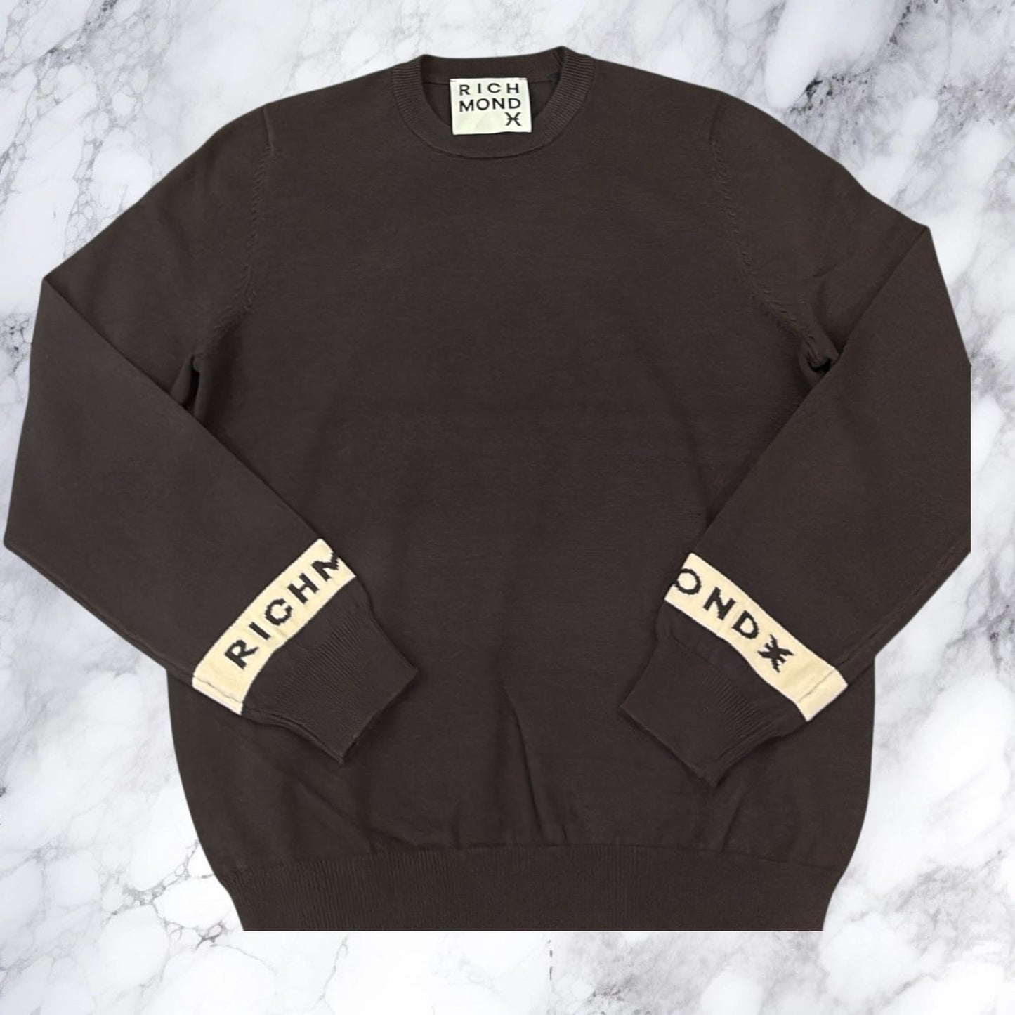 Maglia Richmond X rofla in cotone nera con logo sul polso UMA25035MA