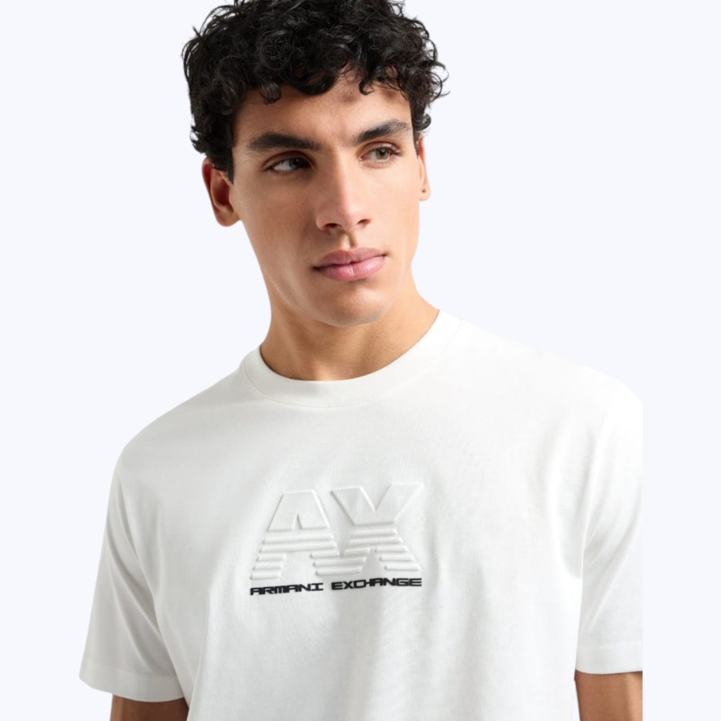 T-shirt AX Armani Exchange regular fit con logo in rilievo XM000544