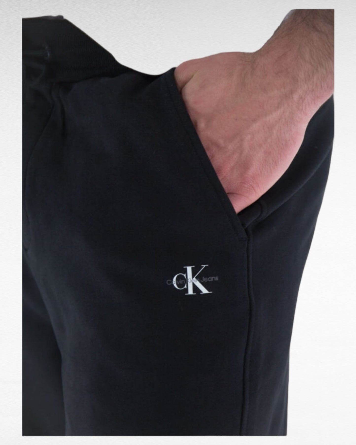 Bermuda Calvin Klein 2915