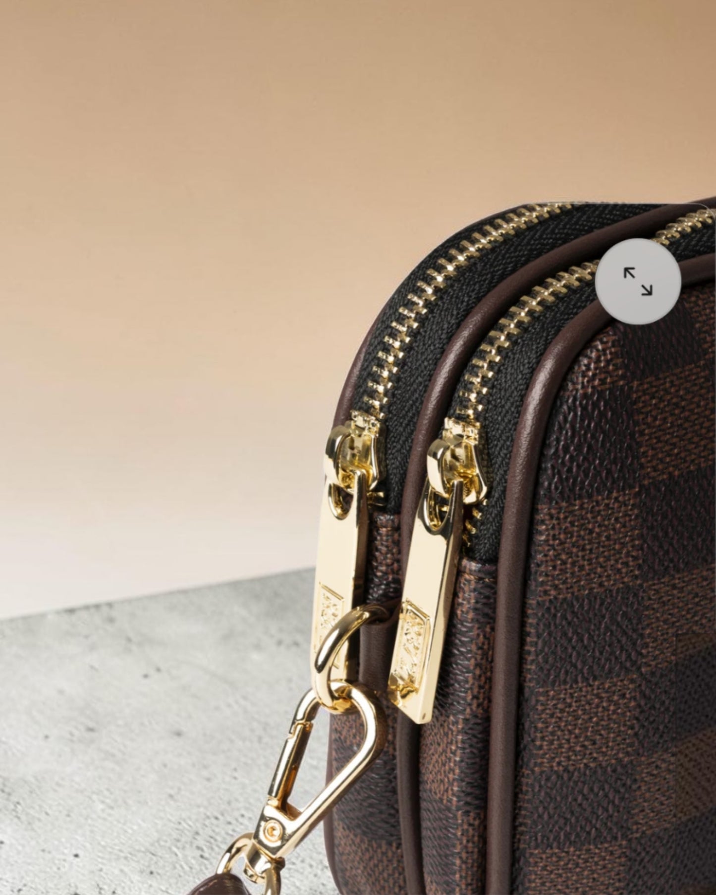 Pochette R372/P004